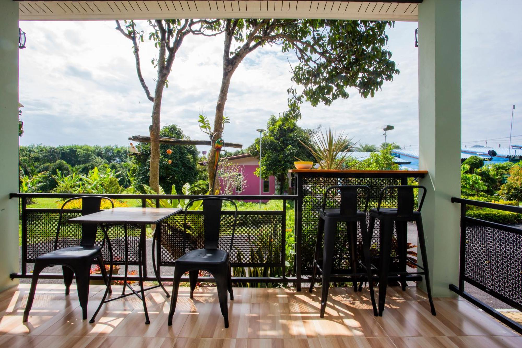 Hotel Baan Suan Mee Tang Chanthaburi Camera foto